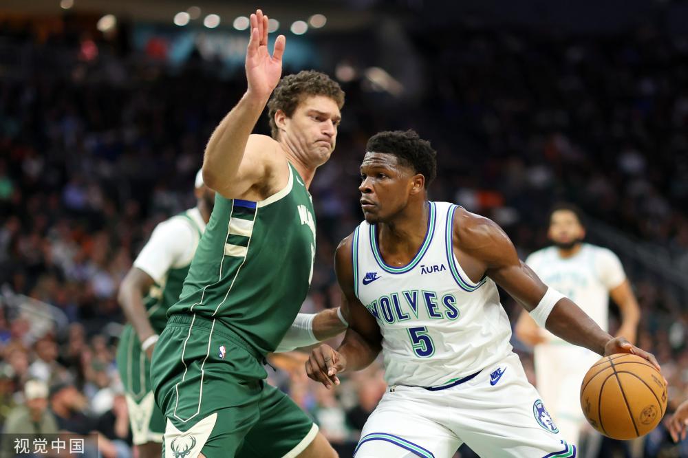 冰雪运动的 冰雪运动的