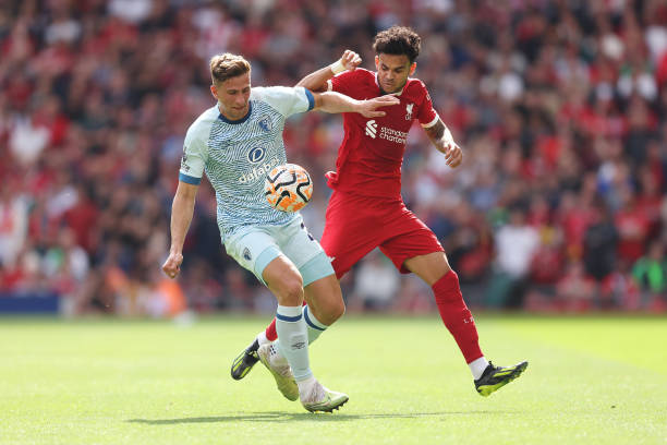 贝加身上投 贝加身上投